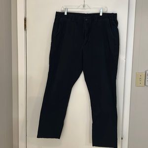 Gap EZ Slim Taper Pant